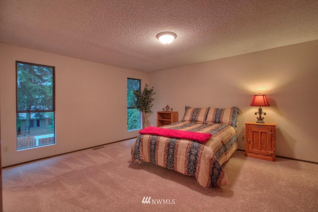 11113 Southeast 183rd Place Renton, WA 98055 - Photo 14 of 22