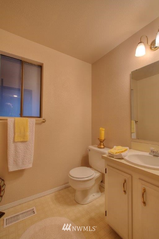 11113 Southeast 183rd Place Renton, WA 98055 - Photo 8 of 22