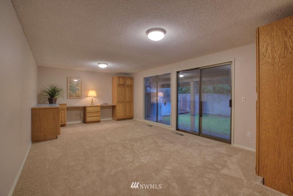 11113 Southeast 183rd Place Renton, WA 98055 - Photo 9 of 22