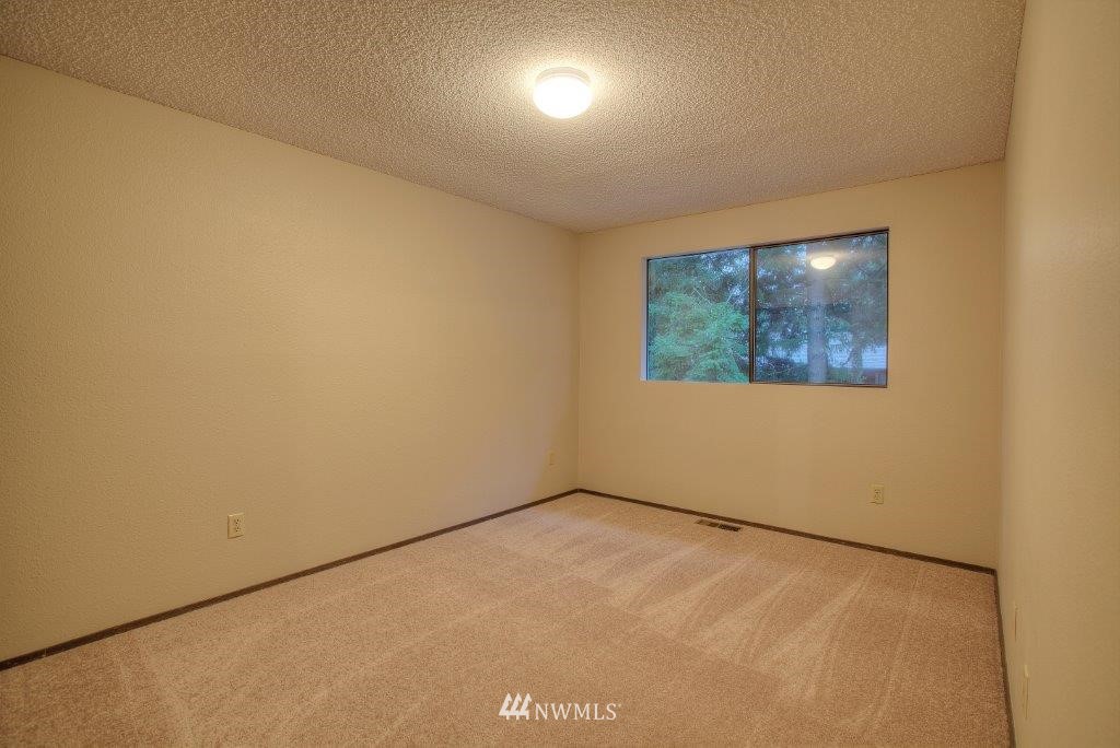 11113 Southeast 183rd Place Renton, WA 98055 - Photo 10 of 22