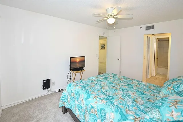 $2,000 | 950 South Kanner Highway, Unit 9, Stuart, FL 34994