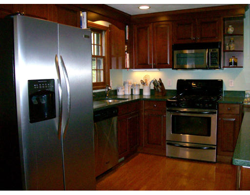16 Trotting Road Chelmsford, MA 01824 - Photo 11 of 17