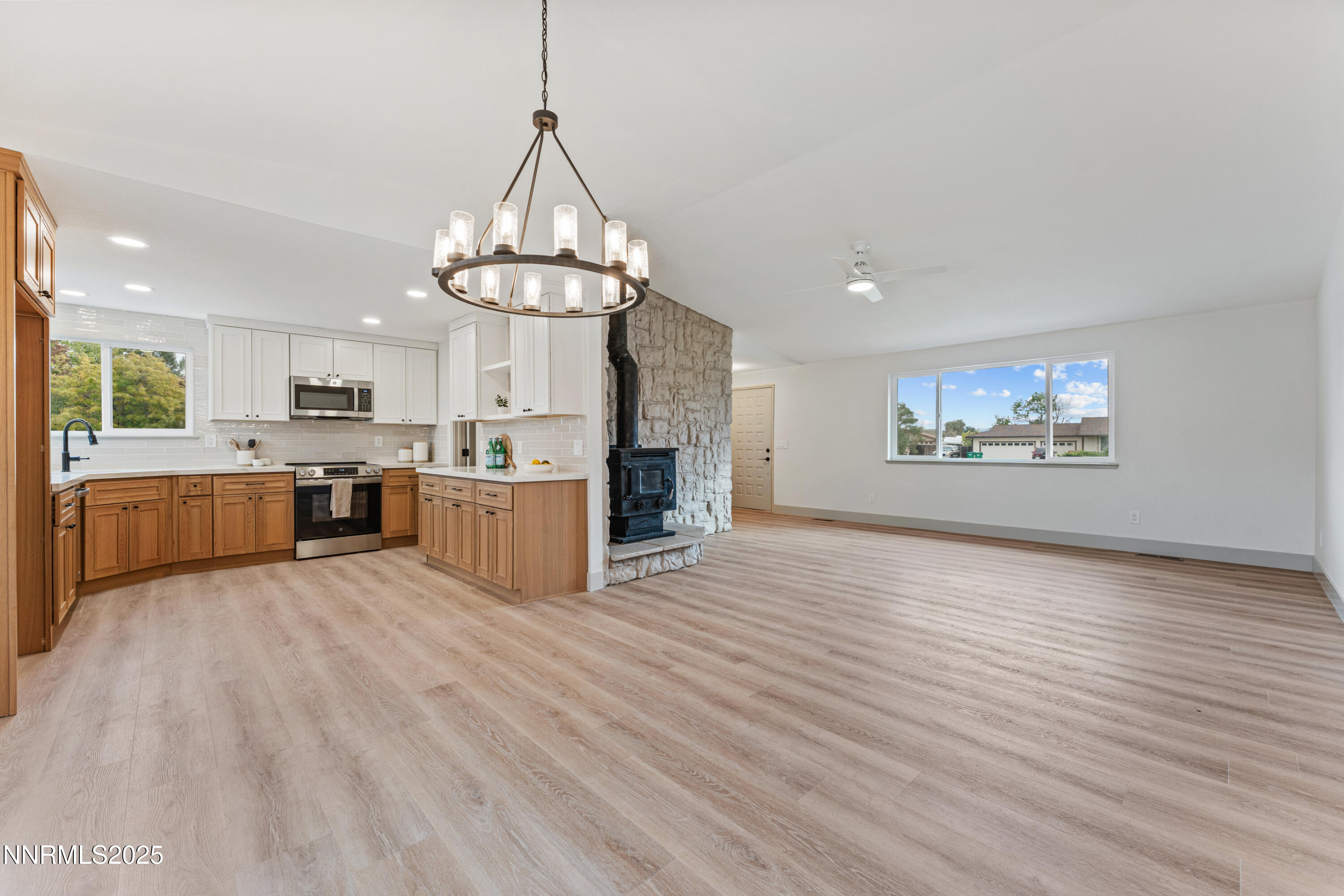 85 East Sky Ranch Boulevard Sparks, NV 89441 - Photo 6 of 34 DS201075