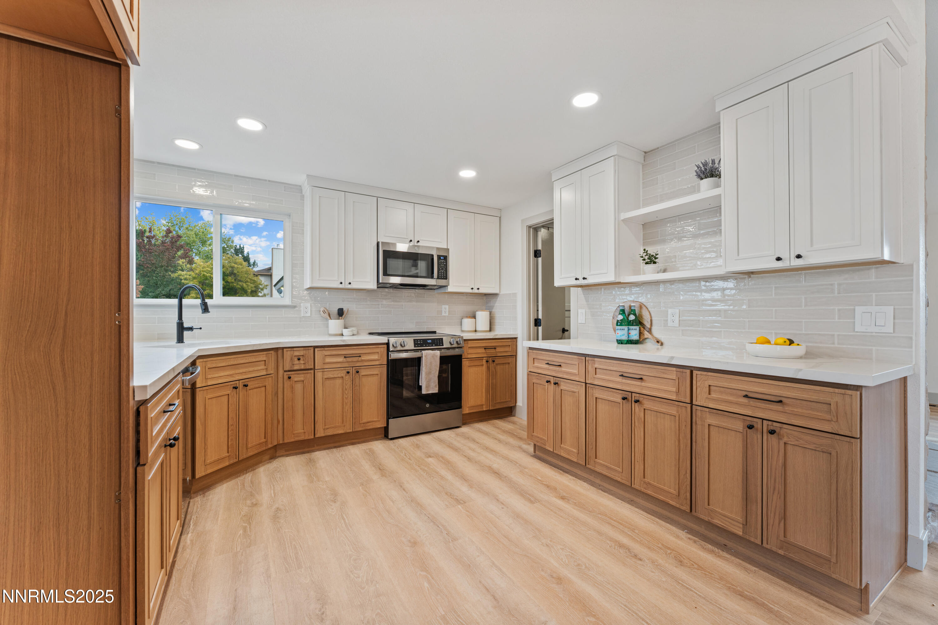 85 East Sky Ranch Boulevard Sparks, NV 89441 - Photo 9 of 34 DS201095