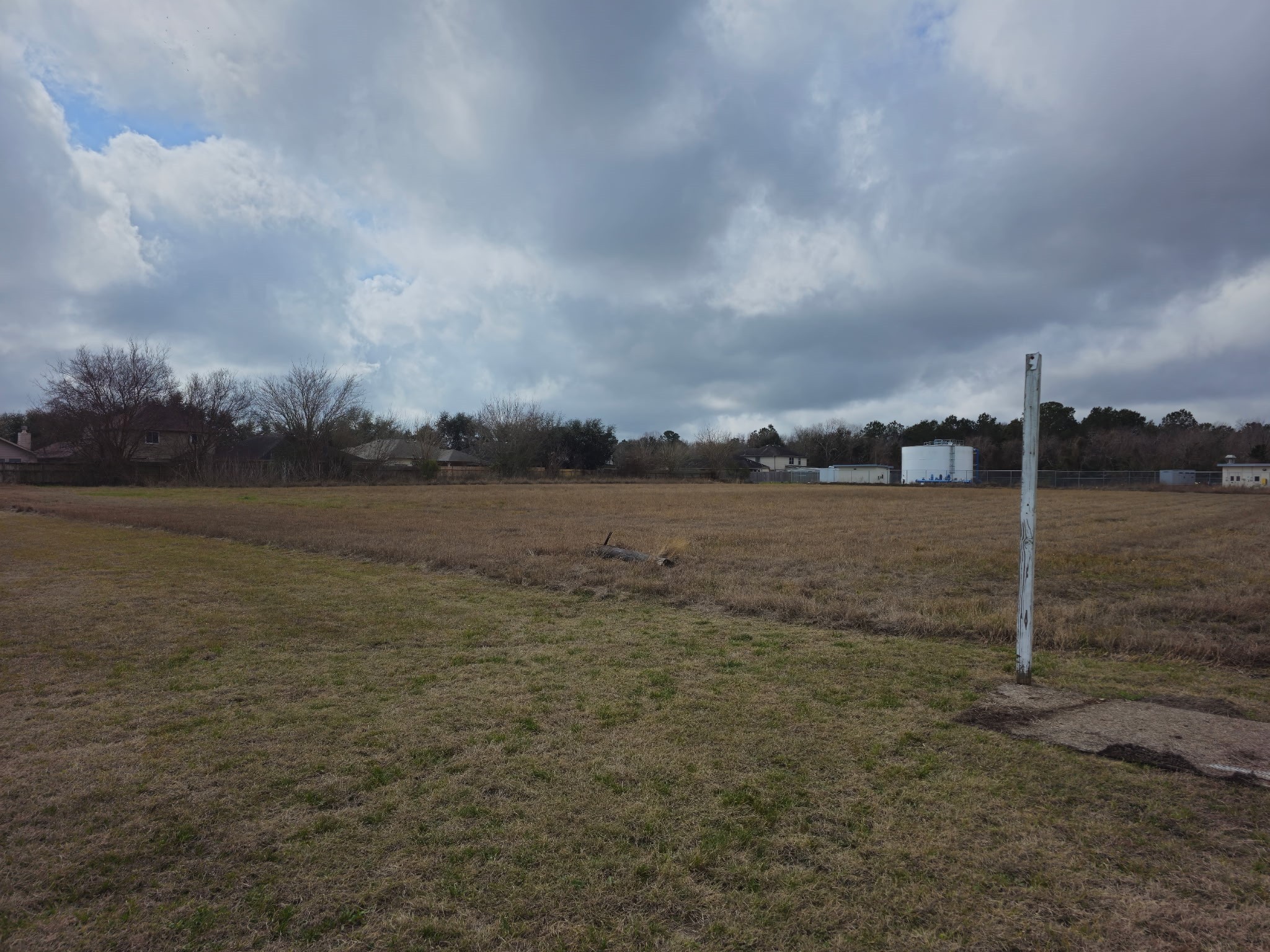 0 Fm 517 Dickinson, TX 77539 - Photo 29 of 30 Property line begins at the taller grass line.