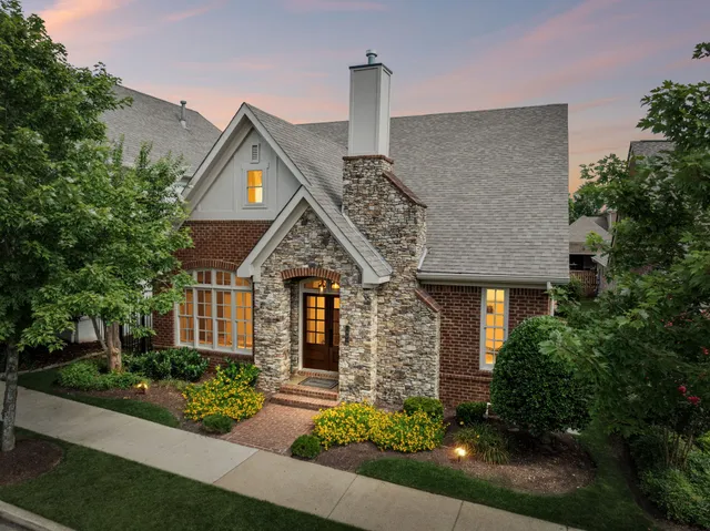 $1,274,900 | 1802 Thornbrook Lane, Franklin, TN 37064