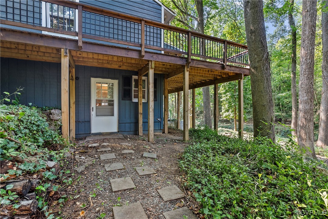 2502 Brookwood Road North Chesterfield, VA 23235 - Photo 29 of 32 front view of a house with a porch