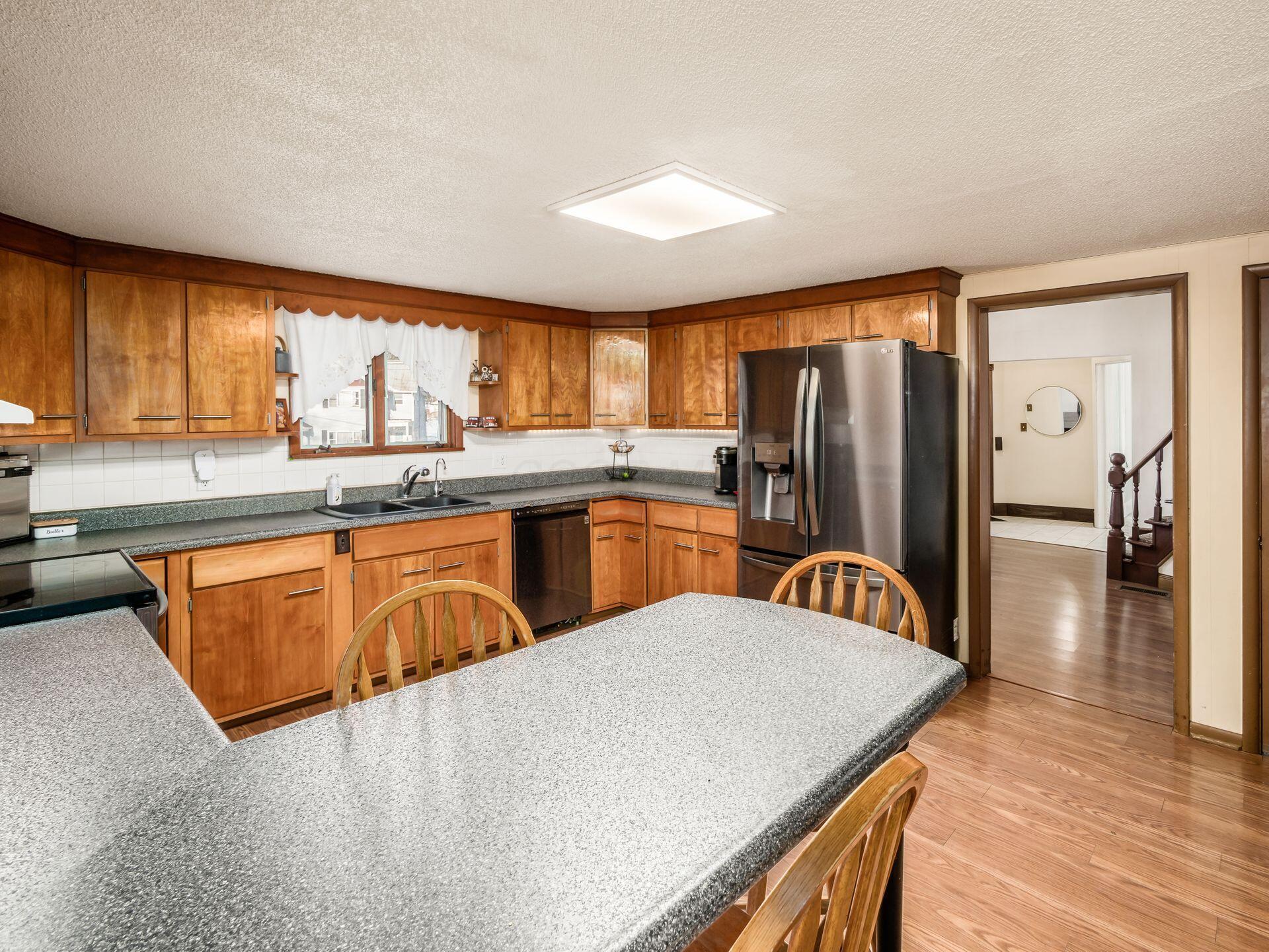 402 Sychar Road Mount Vernon, OH 43050 - Photo 25 of 53 Kitchen