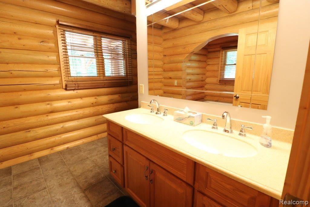 6293 Fish Lake Road North Branch, MI 48461 - Photo 29 of 52 IMG_2559.JPG
