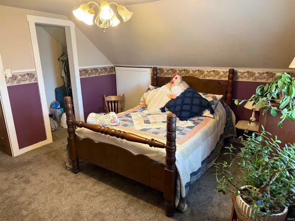 $220,000 | 256 West Hoosier Street, Berne, IN 46711