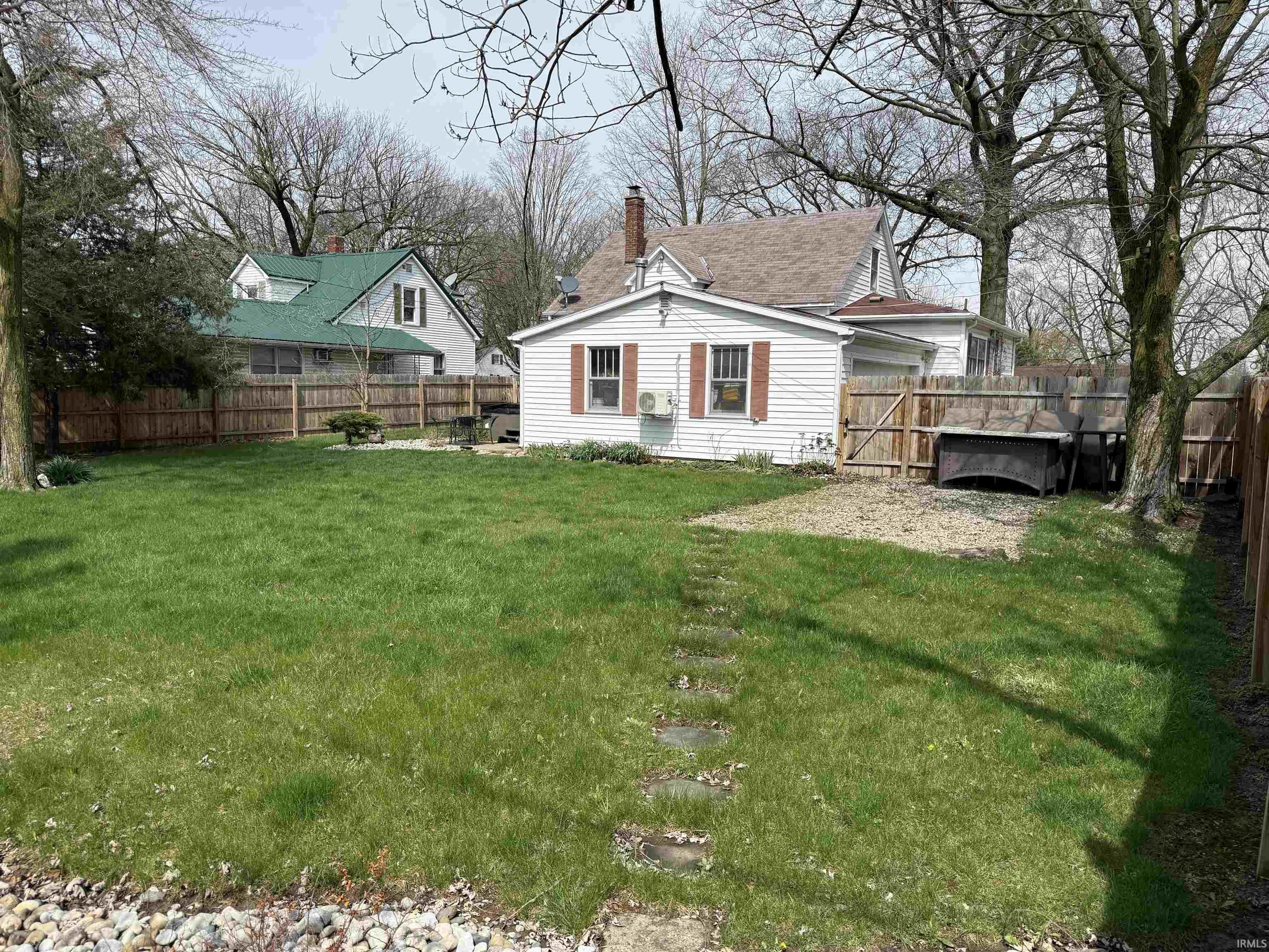 256 West Hoosier Street Berne, IN 46711 - Photo 23 of 32