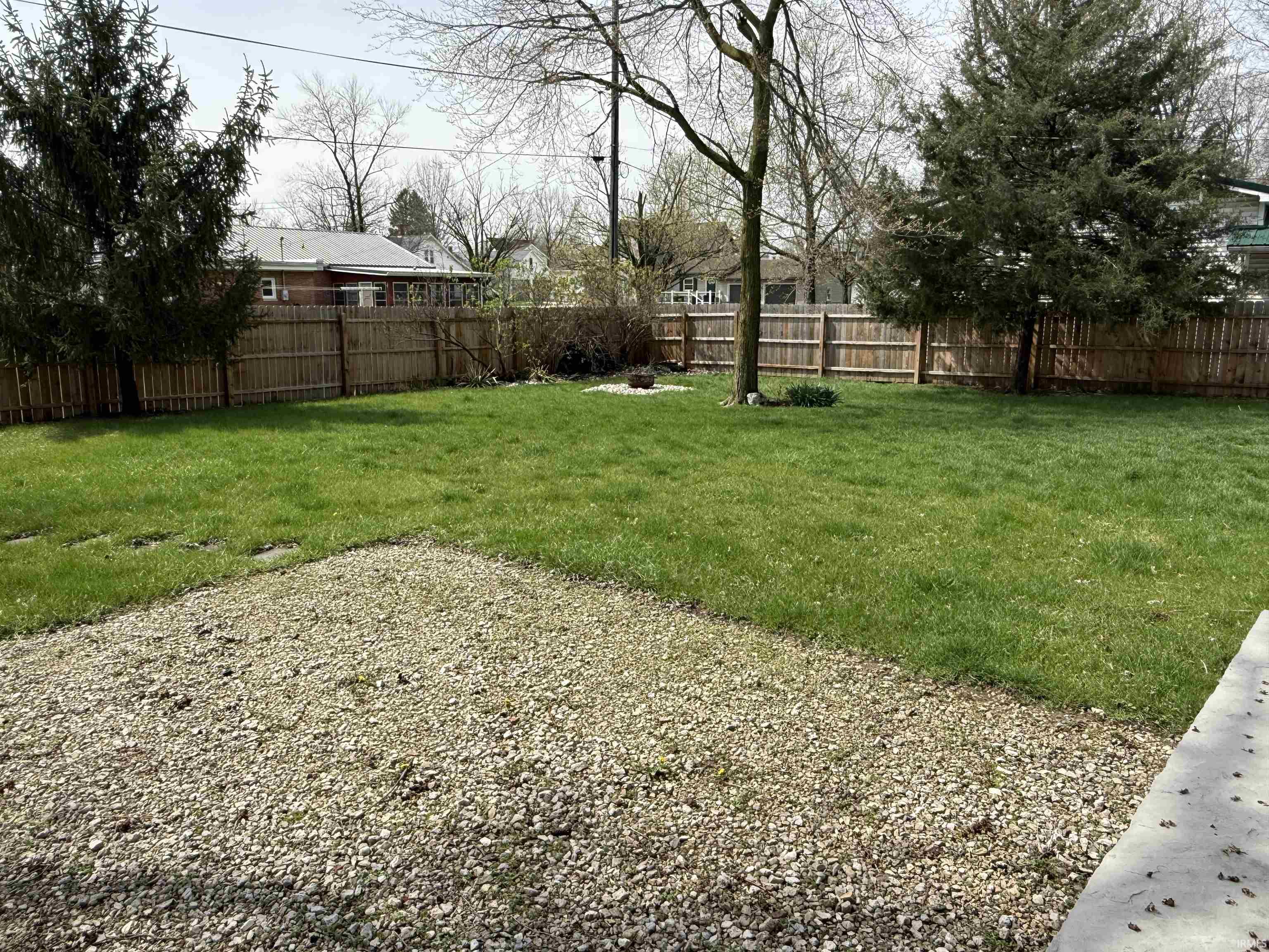 256 West Hoosier Street Berne, IN 46711 - Photo 25 of 32