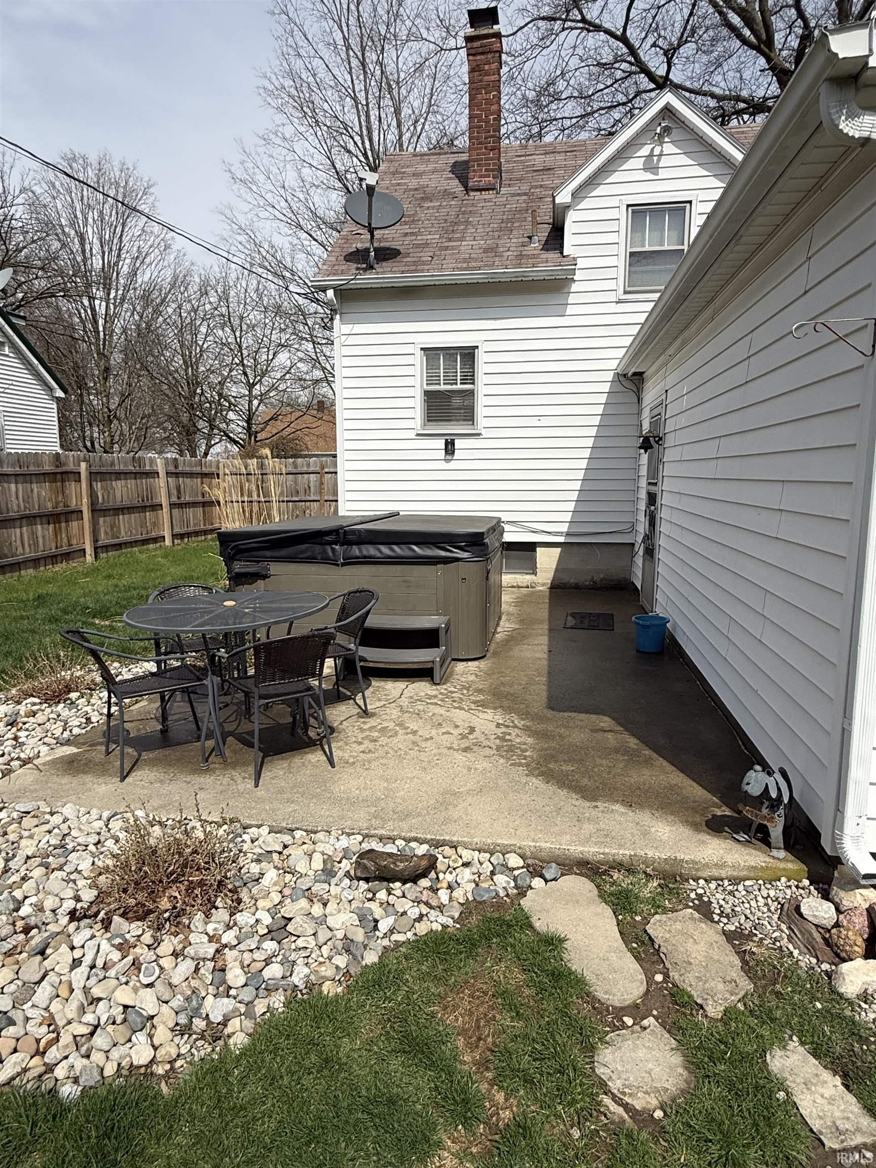 256 West Hoosier Street Berne, IN 46711 - Photo 29 of 32