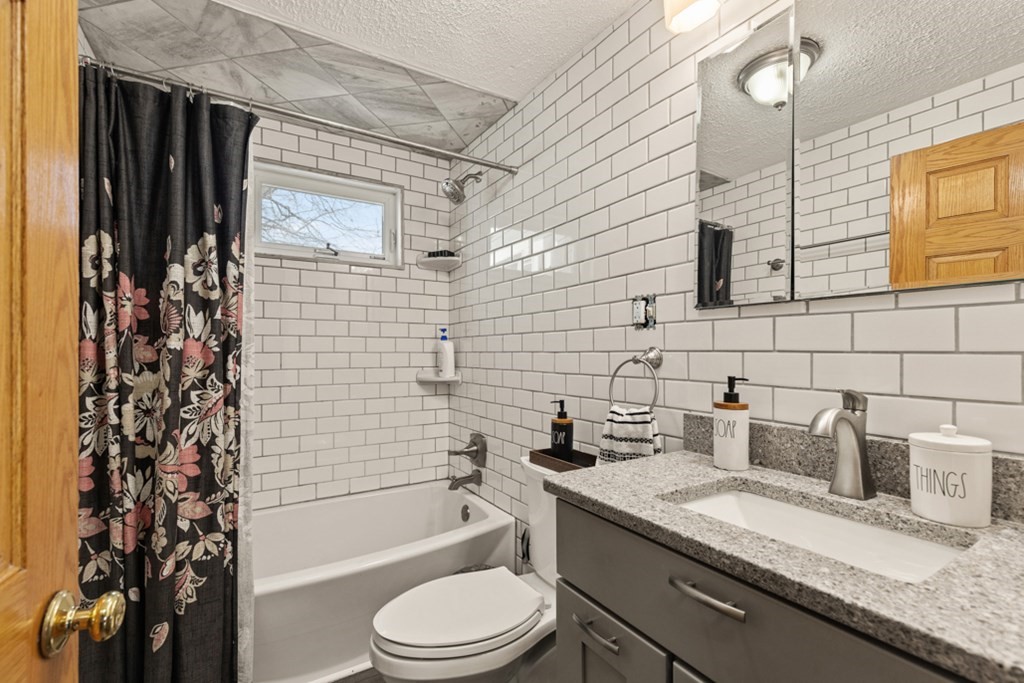 169 Gore Road Revere, MA 02151 - Photo 27 of 30 Gallery Image 27