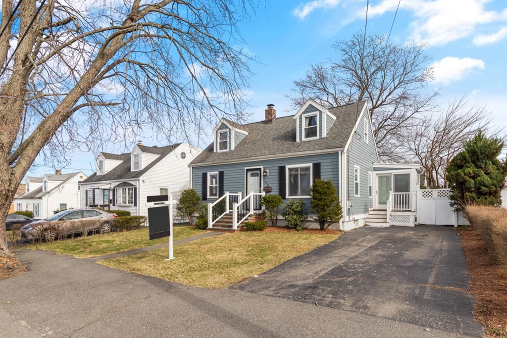 169 Gore Road Revere, MA 02151 - Photo 4 of 30 Gallery Image 4