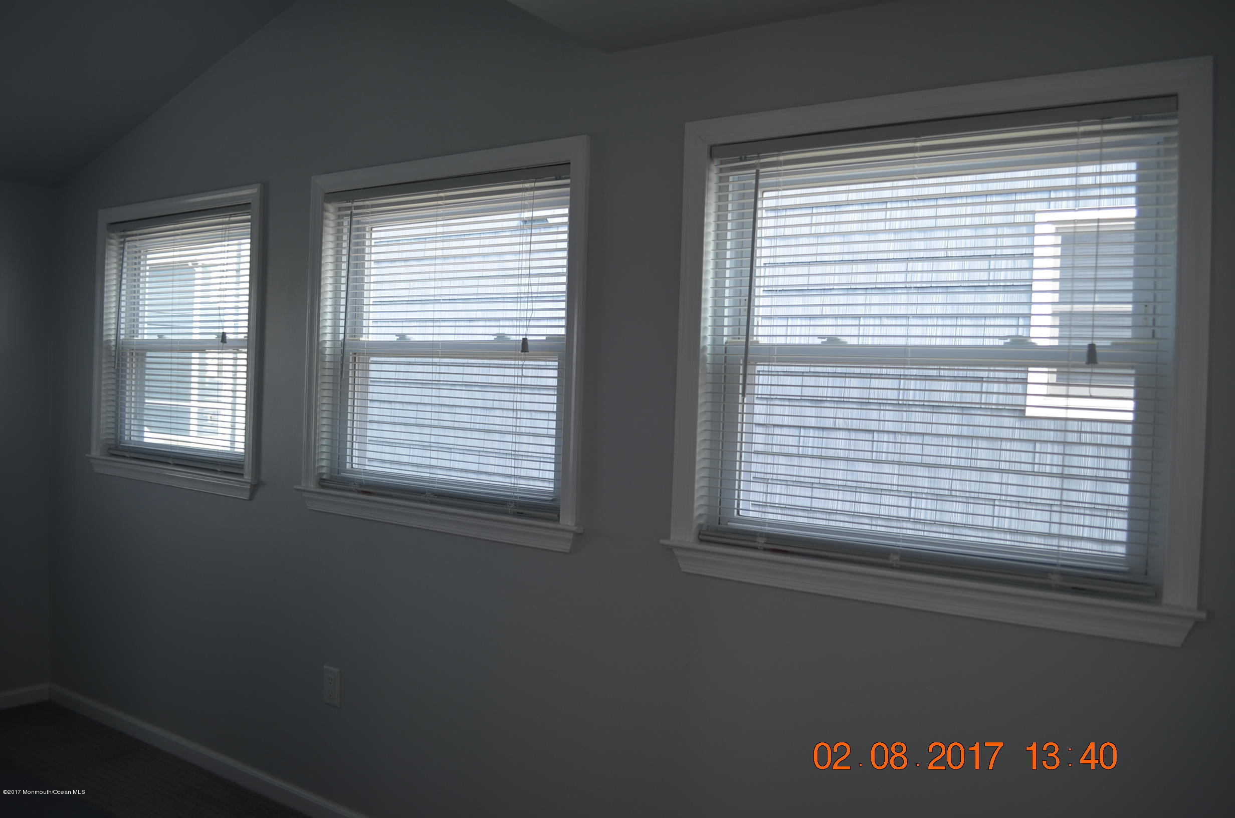 339 Kingfisher Road Tuckerton, NJ 08087 - Photo 7 of 16 DSC_0007