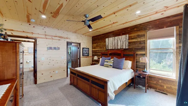 $1,495,000 | 7523 Nelson Road, Crane Lake, MN 55725