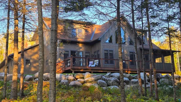 $1,495,000 | 7523 Nelson Road, Crane Lake, MN 55725