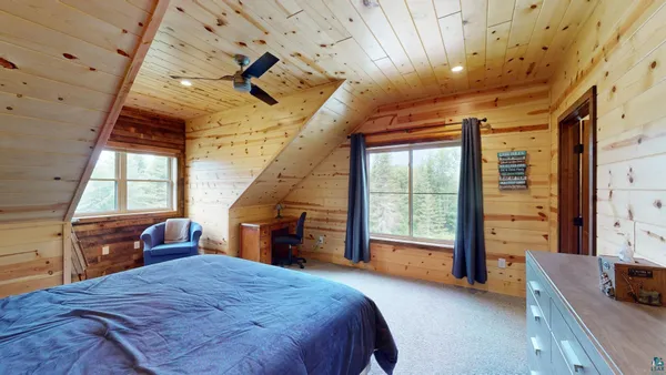 $1,495,000 | 7523 Nelson Road, Crane Lake, MN 55725