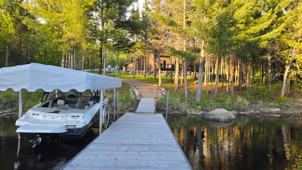 $1,495,000 | 7523 Nelson Road, Crane Lake, MN 55725