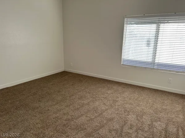 $2,400 | 2025 Big Bend Way, Henderson, NV 89074