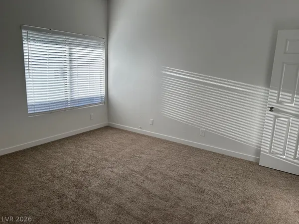 $2,400 | 2025 Big Bend Way, Henderson, NV 89074