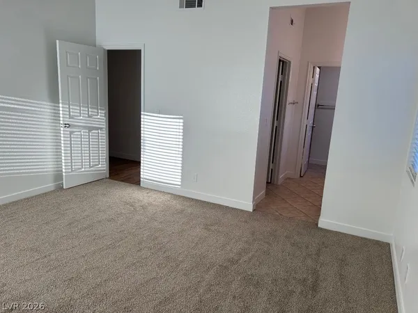 $2,400 | 2025 Big Bend Way, Henderson, NV 89074