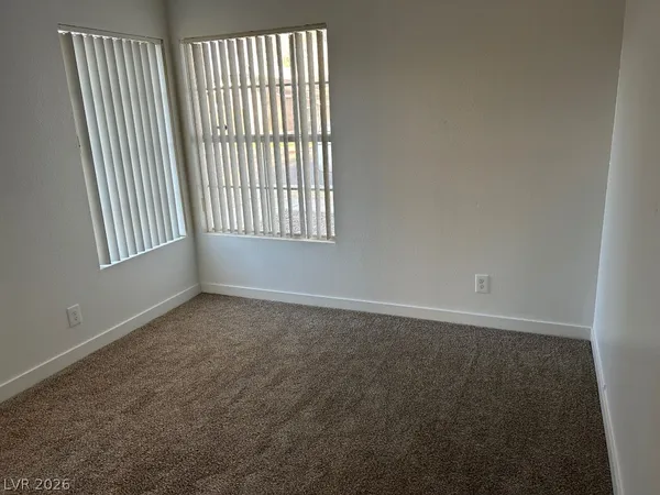 $2,400 | 2025 Big Bend Way, Henderson, NV 89074