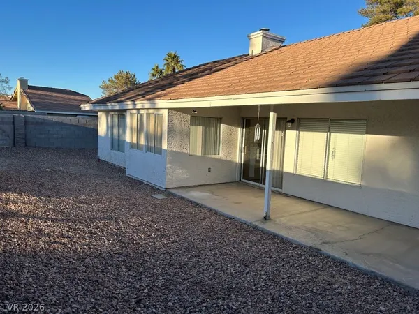 $2,400 | 2025 Big Bend Way, Henderson, NV 89074