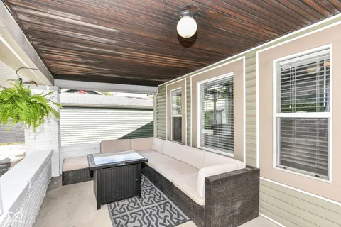 $190,000 | 5075 East Walnut Street, Indianapolis, IN 46201