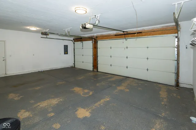 $368,500 | 8275 Locke Drive, Avon, IN 46123