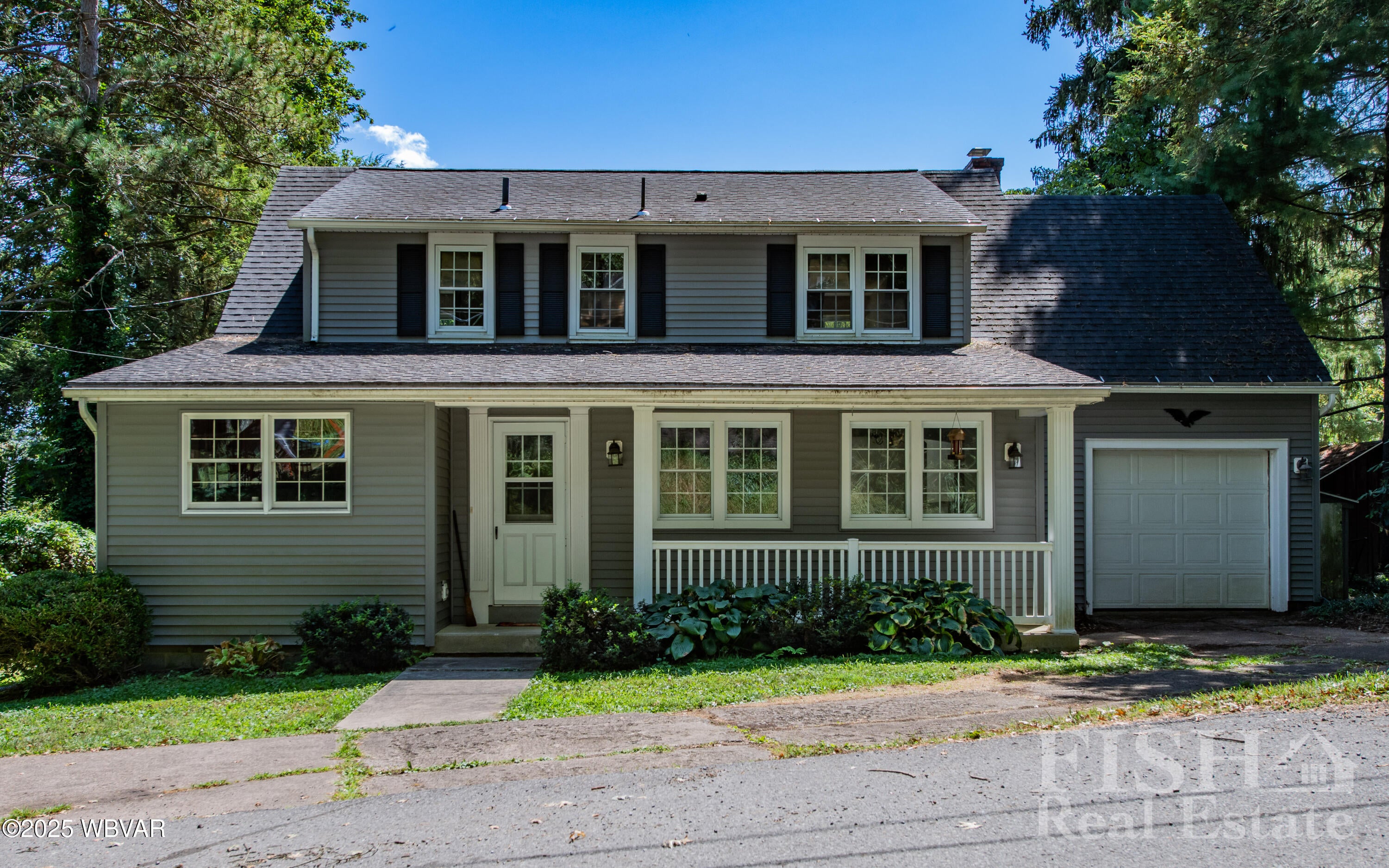 1557 Overbrook Road Williamsport, PA 17701 - Photo 1 of 18 1557 Overbrook