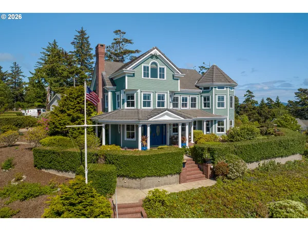 $1,495,000 | 930 Northwest Highland Drive, Waldport, OR 97394