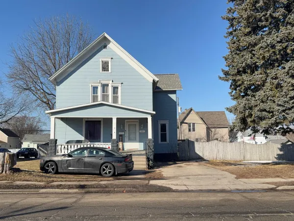 $159,900 | 1009 Pierce Avenue, Marinette, WI 54143