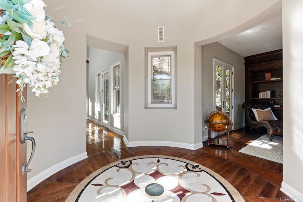 14844 Whispering Ridge Road San Diego, CA 92131 - Photo 9 of 73 Entry
