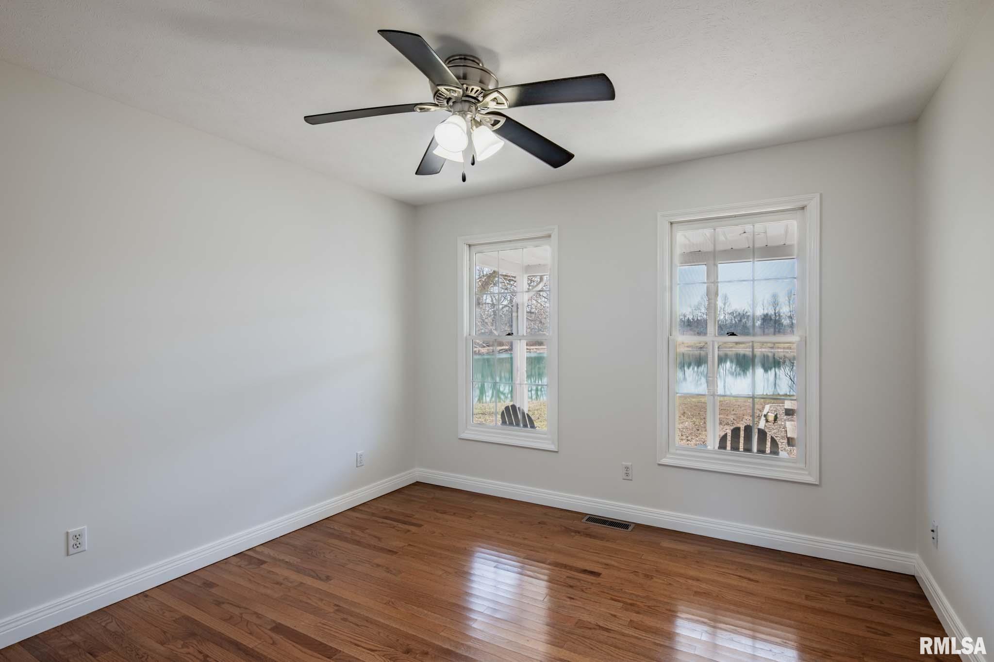 19503 Shed Church Road Marion, IL 62959 - Photo 20 of 46