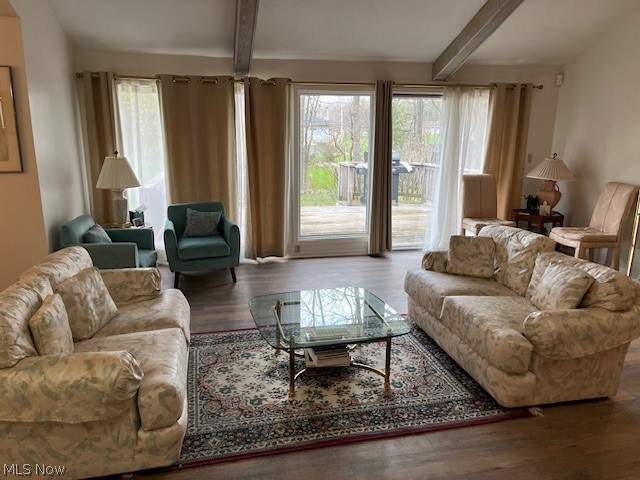 3325 Green Road Beachwood, OH 44122 - Photo 3 of 19 Living room