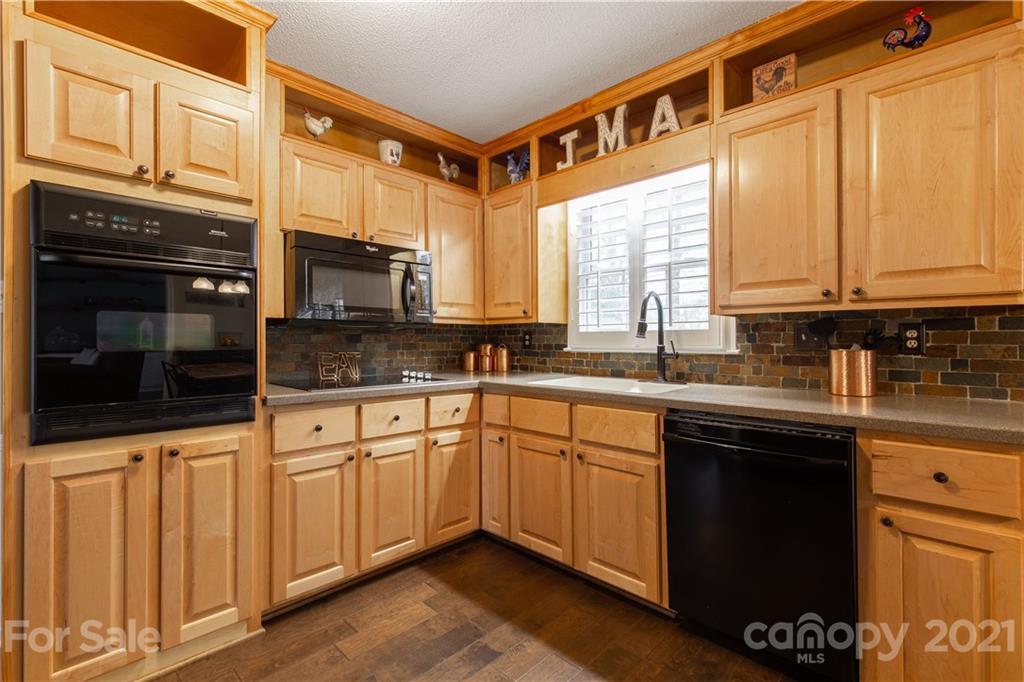 177 Foxcroft Road Rock Hill, SC 29732 - Photo 8 of 26 Gallery Image 8