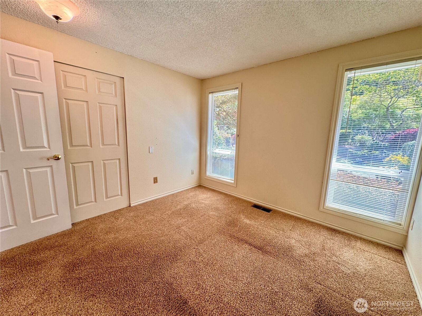 308 Northwest Bridle Ridge Boulevard Bremerton, WA 98311 - Photo 20 of 40