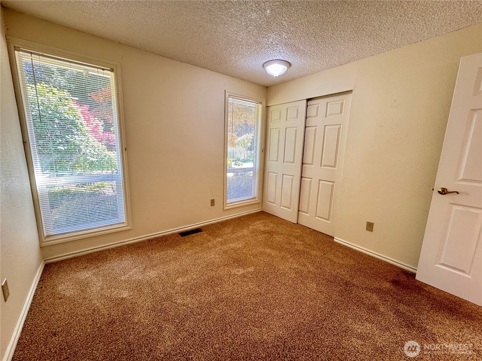 308 Northwest Bridle Ridge Boulevard Bremerton, WA 98311 - Photo 22 of 40