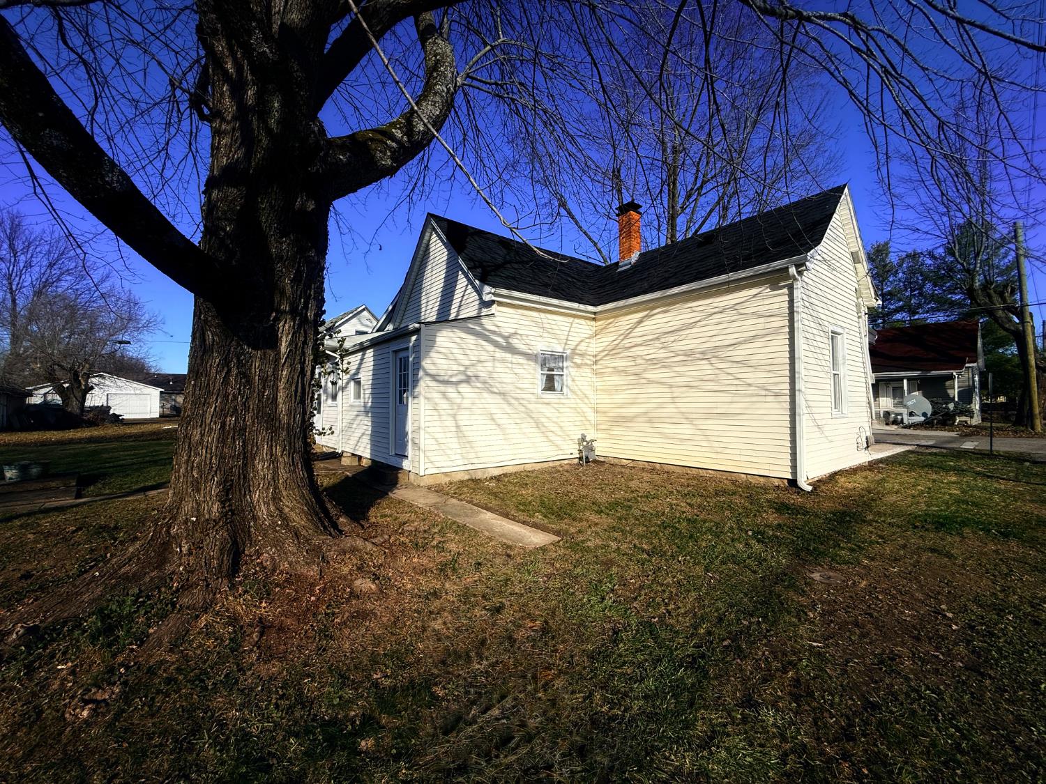 706 Ellsworth Street Milan, IN 47031 - Photo 6 of 18