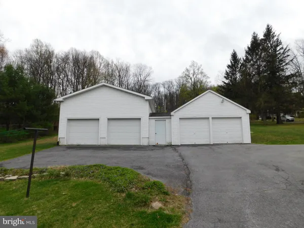 $315,000 | 14156 Old Rte 16, Waynesboro, PA 17268