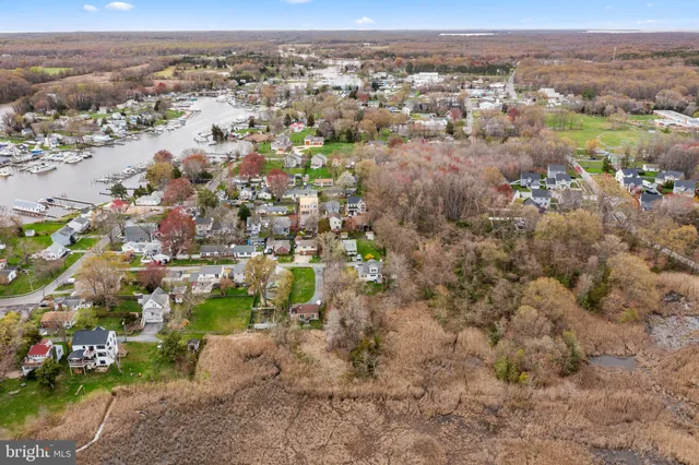 $100,000 | 617 Ford Road, Deale, MD 20751