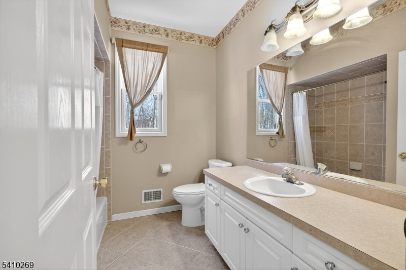 14 Stone Cliff Terrace Oak Ridge, NJ 07438 - Photo 30 of 47