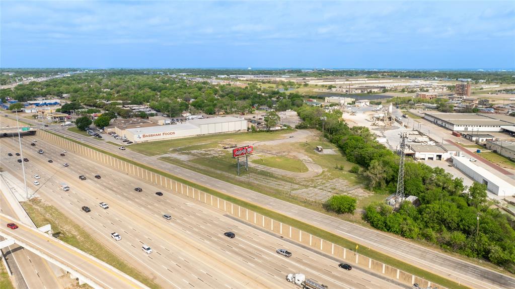600 Southwest Loop 820 Fort Worth, TX 76115 - Photo 30 of 31 a view of city with ocean view
