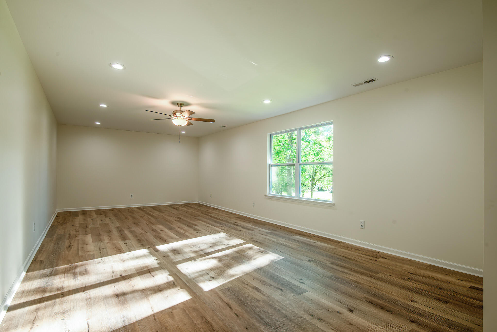 200 Georgetown Road Northwest Cleveland, TN 37311 - Photo 10 of 15 Bedroom