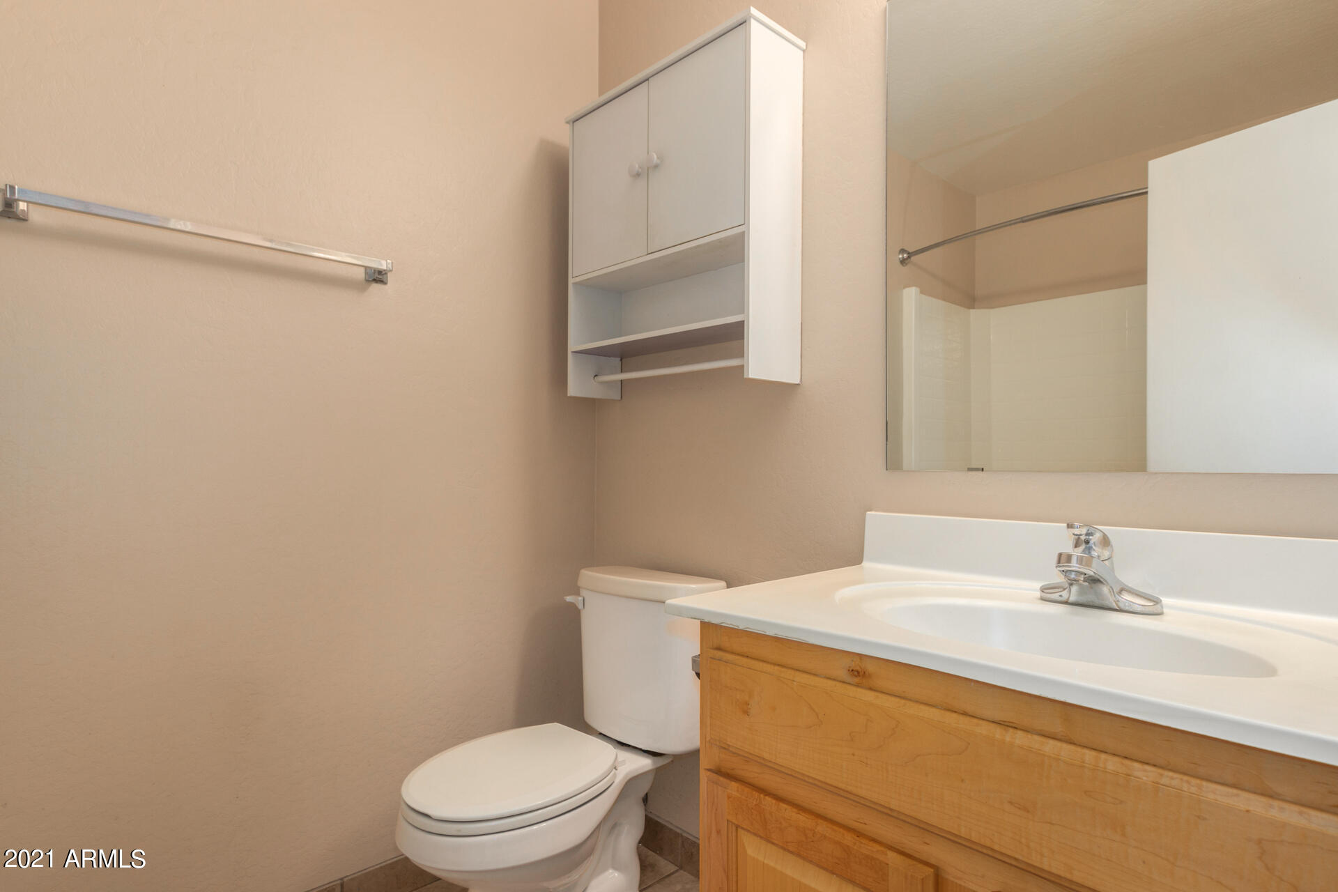 2437 West Darrel Road Phoenix, AZ 85041 - Photo 12 of 38 0011-12 - Darrel