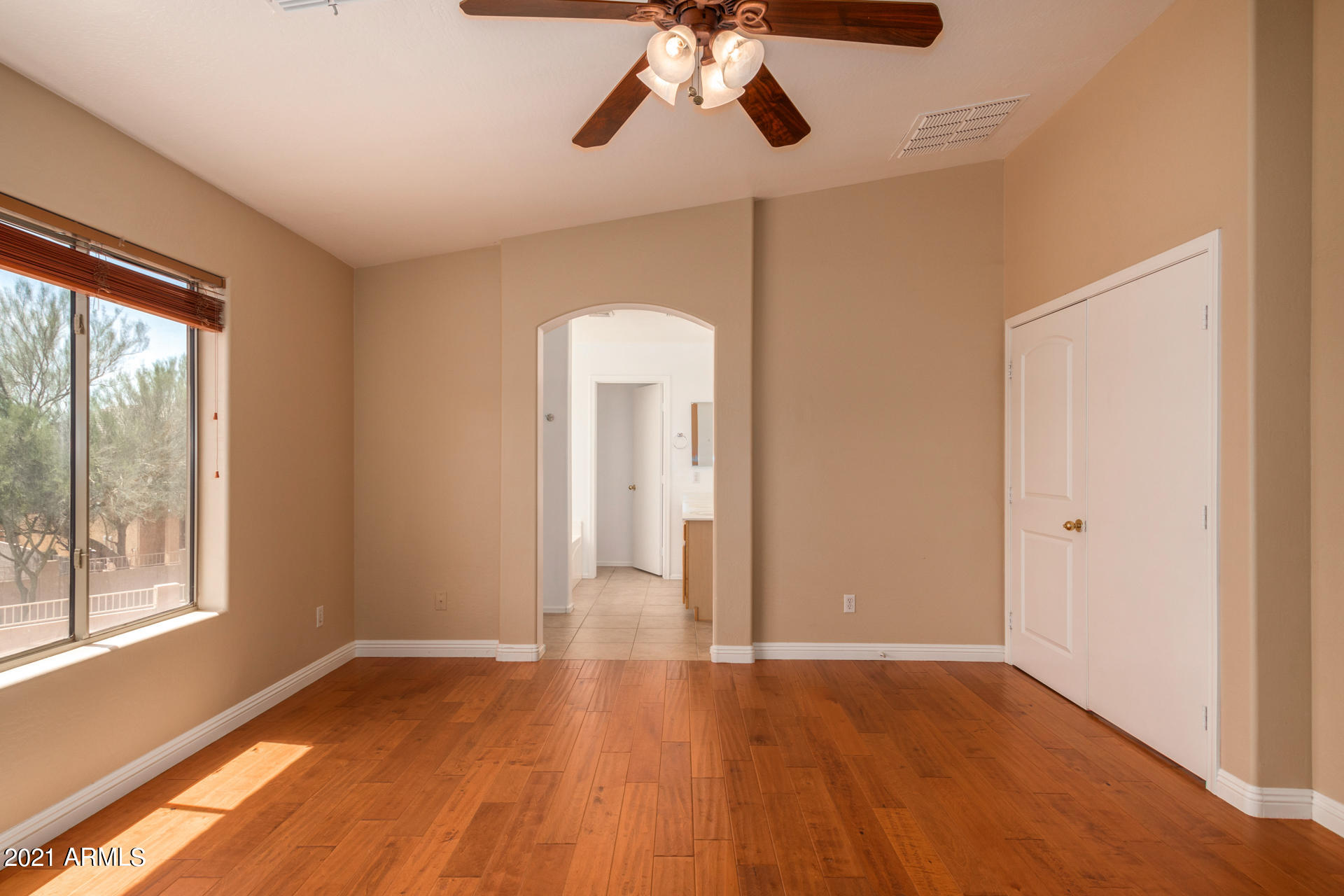 2437 West Darrel Road Phoenix, AZ 85041 - Photo 21 of 38 0020-20 - Darrel