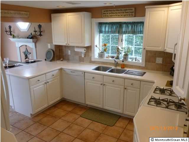 990 Ridge Avenue Manasquan, NJ 08736 - Photo 2 of 19 Additional Photo