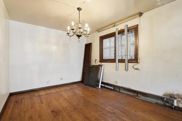 $159,950 | 1633 Downs Drive, Calumet City, IL 60409